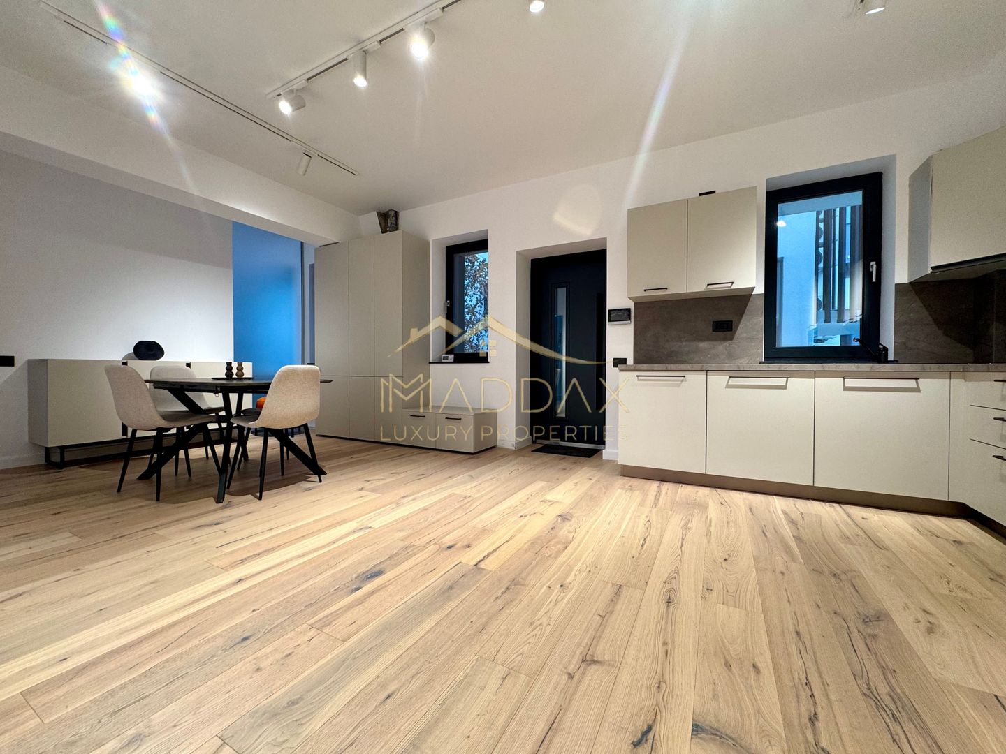 Apartament LUX*3 Camere*Prima închiriere* Parcare inlcusa// Aviatiei - Herastrau - Poză 7