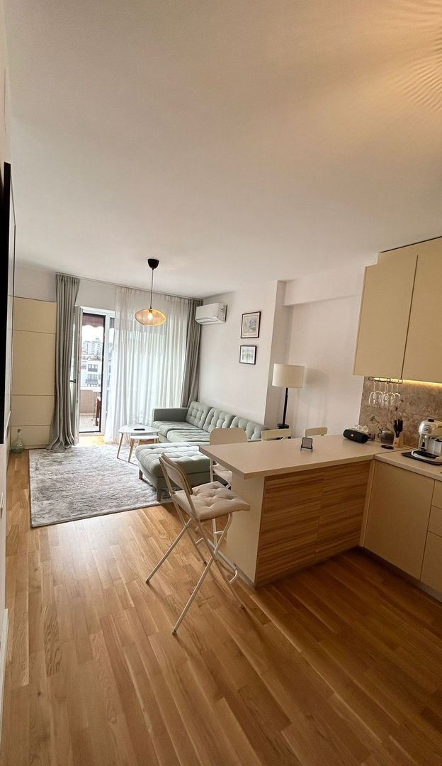 Apartament 2 camere Stefan cel Mare complex C-entral - Poză 13