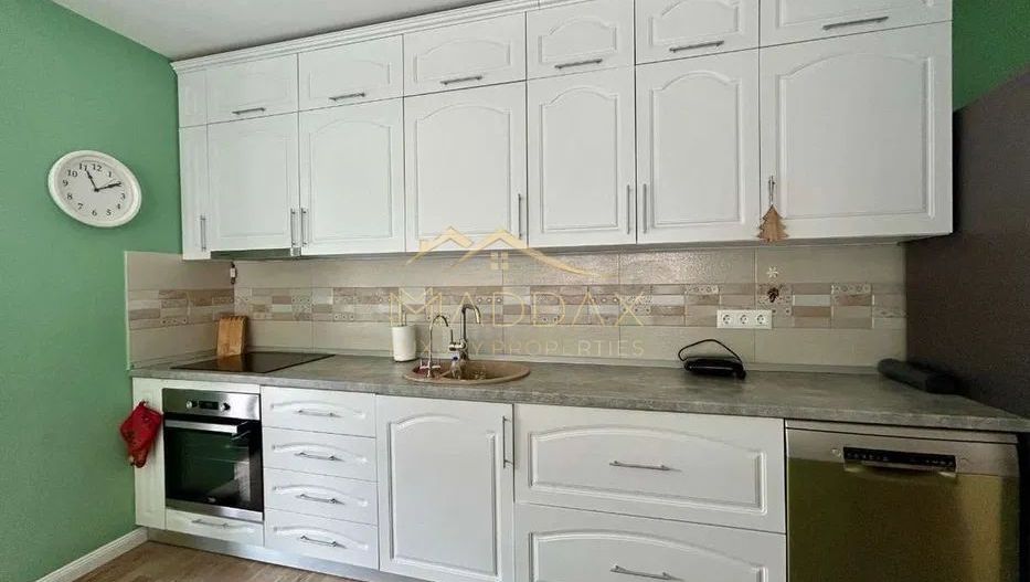 Apartament *4 camere* 140mp // Gradina - Parcare Inclusa // Iancu Nicolae - Poză 2