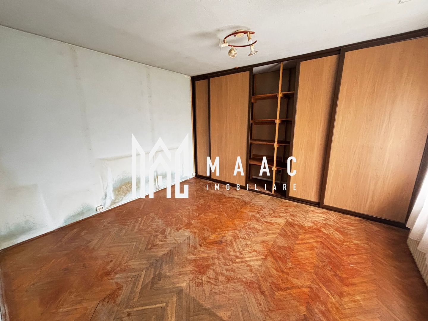 Casă individuală | Teren 1.652 mp | Curte liberă 846 mp | Șura Mica - Poză 6