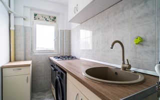 Drumul Taberei 2 camere, 38mp, decomandat, 5/10, bloc reabilitat, metrou aproape - Poză 3