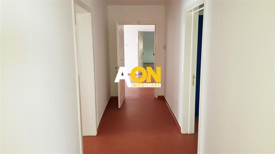 Spațiu de Birouri și Comercial, 800mp + Hală 500mp, Parcare Privată - Poză 16