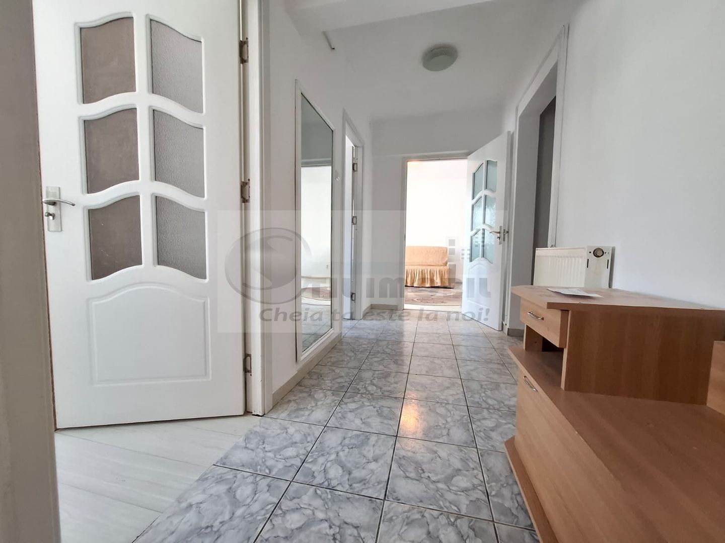 Liber, apartament 2 camere decomandat, Alexandru Familial, fara risc - Poză 1