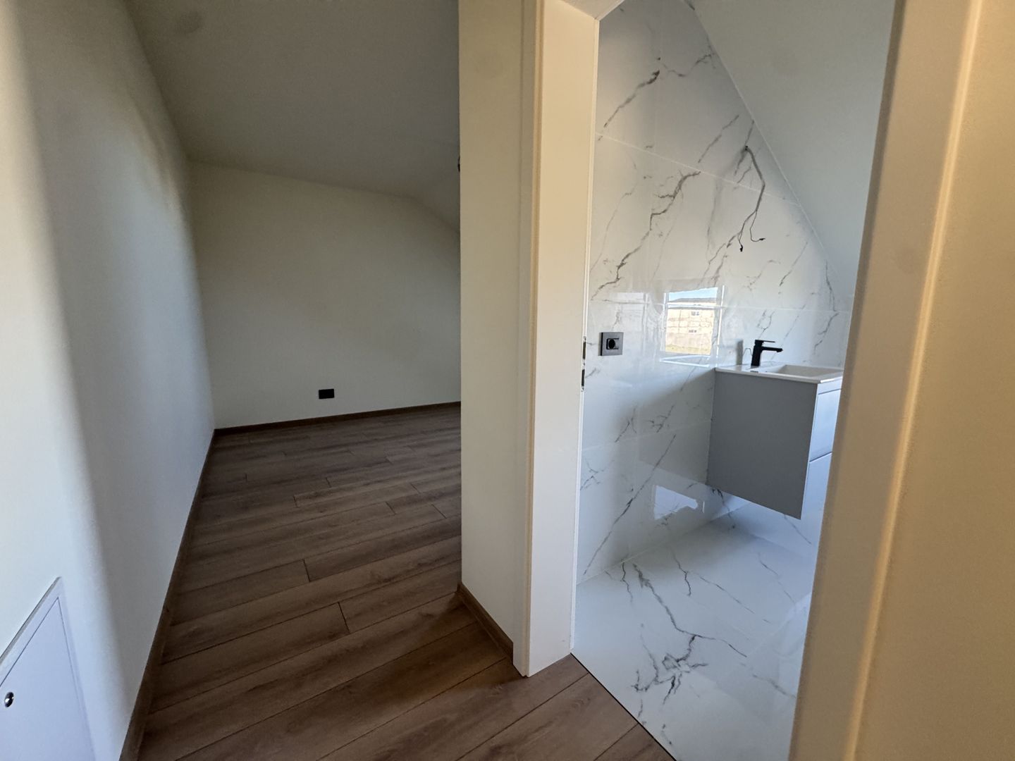 COMISION 0% | Duplex 6 Camere | Mosnita Noua | 160mp | 400mp Teren - Poză 13