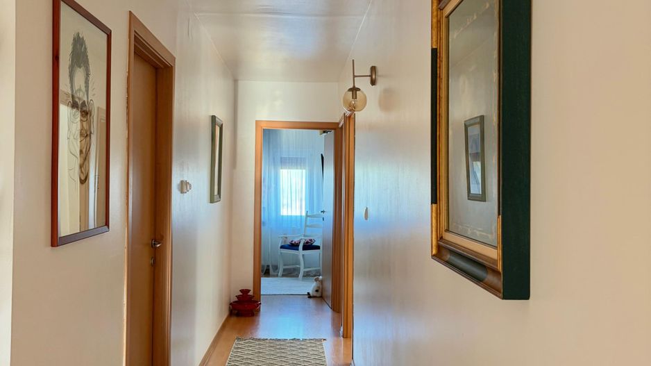 Casă individuală 4 camere | Terasă 40 mp | Garaj | Sânmihaiu Roman - Poză 6