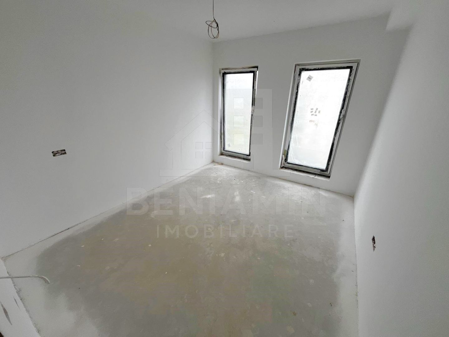 Casa Moderna P+1-Toate Utilitatile-140mp -3 Dormitoare-3Bai-Zona Ford - Poză 8