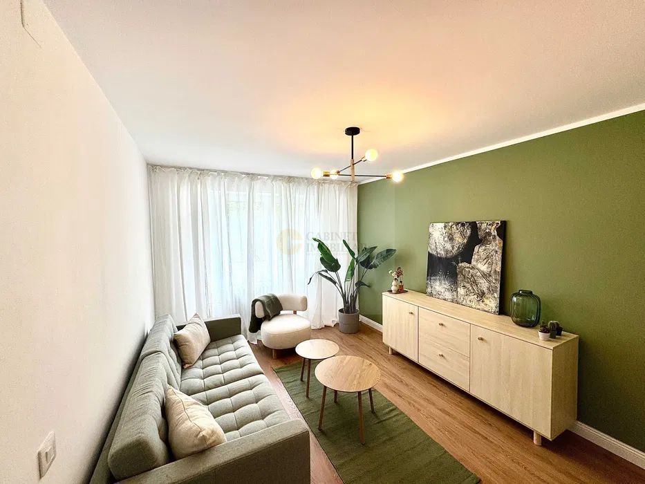 Apartament decomandat 2 camere |  Piata Victoriei - Poză 3