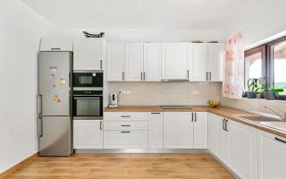 Casă 6 camere de închiriat | Tocile, Sadu | 160 mp | vedere spre munte - Poză 7
