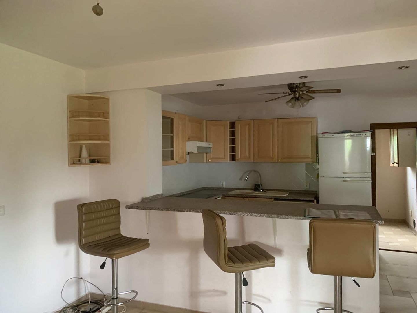 Duplex spațios, 200 mp utili, teren 700 mp, în vatra veche din Moșnița - Poză 12