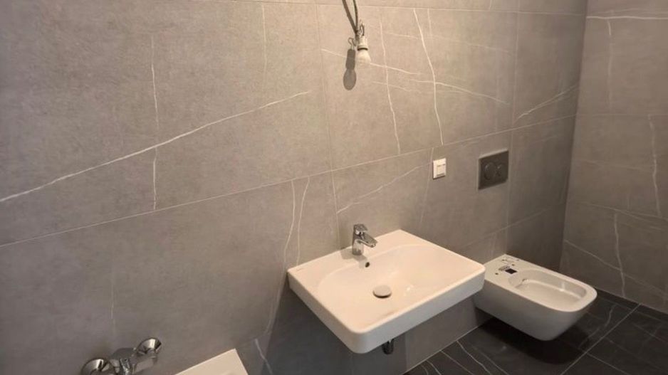 AP. 2 CAMERE ESTORIA, PRIMA INCHIRIERE, PET-FRIENDLY, PARCARE, METROU - Poză 4