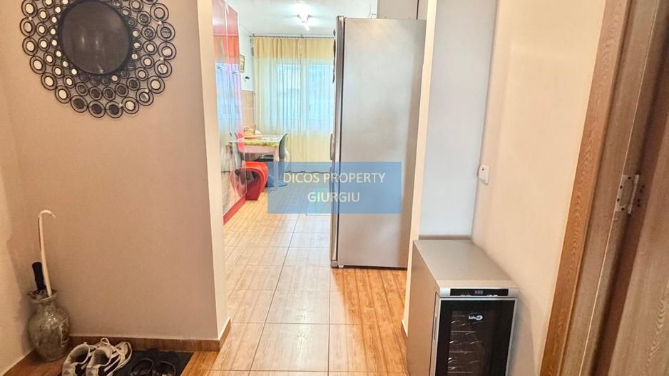 Apartament 3 camere, 64 mp, Nicolae Titulescu, etaj 4 - Poză 2