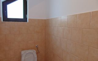 Spatii generoase cazare muncitori sau seniori- zona cu acces rapid - Poză 10