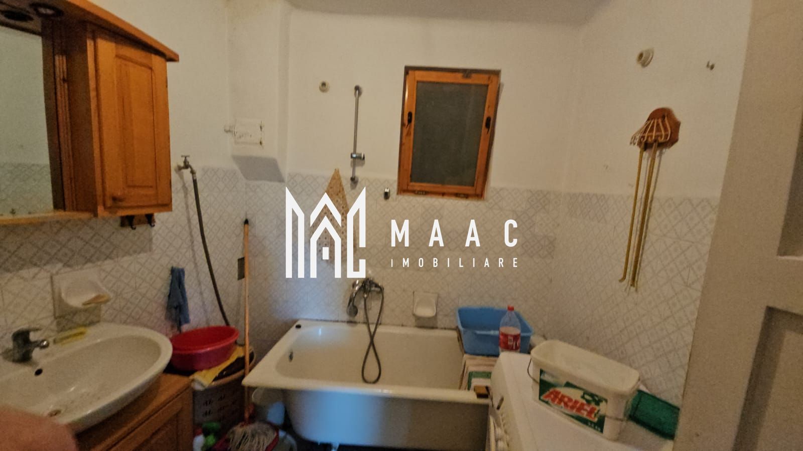 Casă 4 camere de vânzare | Cisnădie | 140 mp | teren 1.230 mp - Poză 10