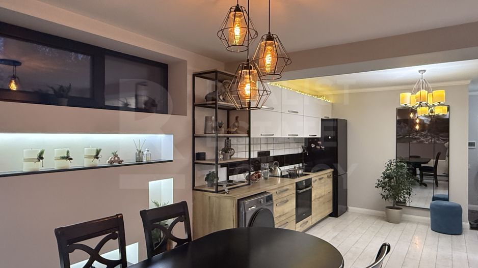 Vânzare, casă, 3 nivele, 6 camere, str. Mihail Sadoveanu, Strășeni - Poză 4