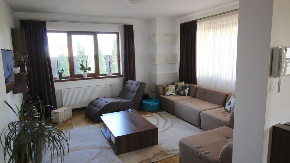 Casă / Vilă cu 5 camere de vânzare în zona Dumbravita - Poză 5