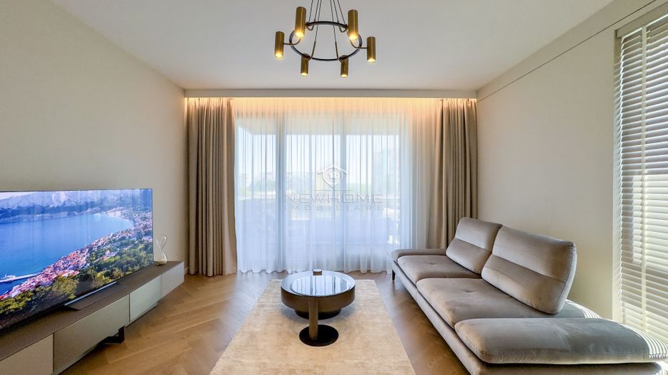 PRIMA INCHIRIERE Apartament de lux, zona Iulius Mall - Poză 2