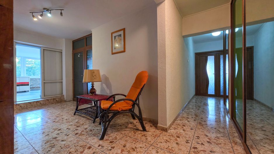 Gara – Port | 4 camere, 120 mp, 2 băi, living panoramic | termen lung - Poză 5
