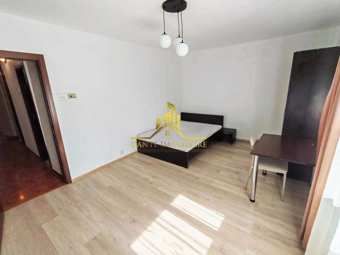 2 camere, decomandat, mobilat modern, balcon, Marasti - Poză 2