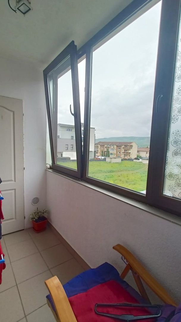 Apartament 3 camere Floresti cu parcare - Poză 4