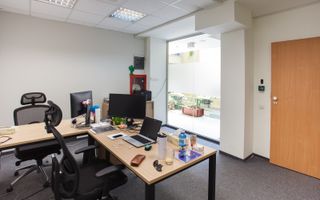 Cladire ultramoderna de birouri I 1.350mp I Ultracentral I COMISION 0% - Poză 11