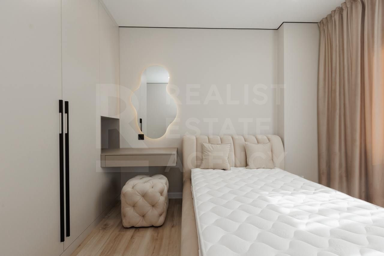 Vânzare, apartament, 3 camere, str. Vasile Lupu, Buiucani - Poză 1