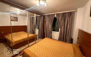 Apartament superb, ultracentral, 3 camere, centrala proprie si 2 locuri parcare - Poză 1