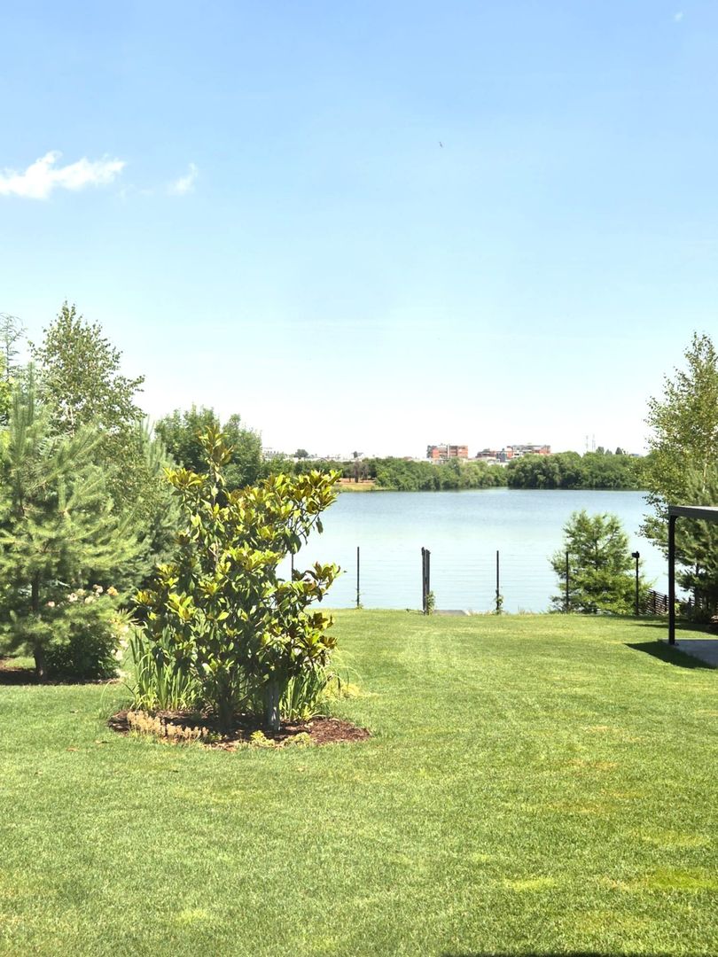 Smart-Home nZEB spectaculoasa Bucuresti Sector 1 cu deschidere lac -teren 2000mp - Poză 18