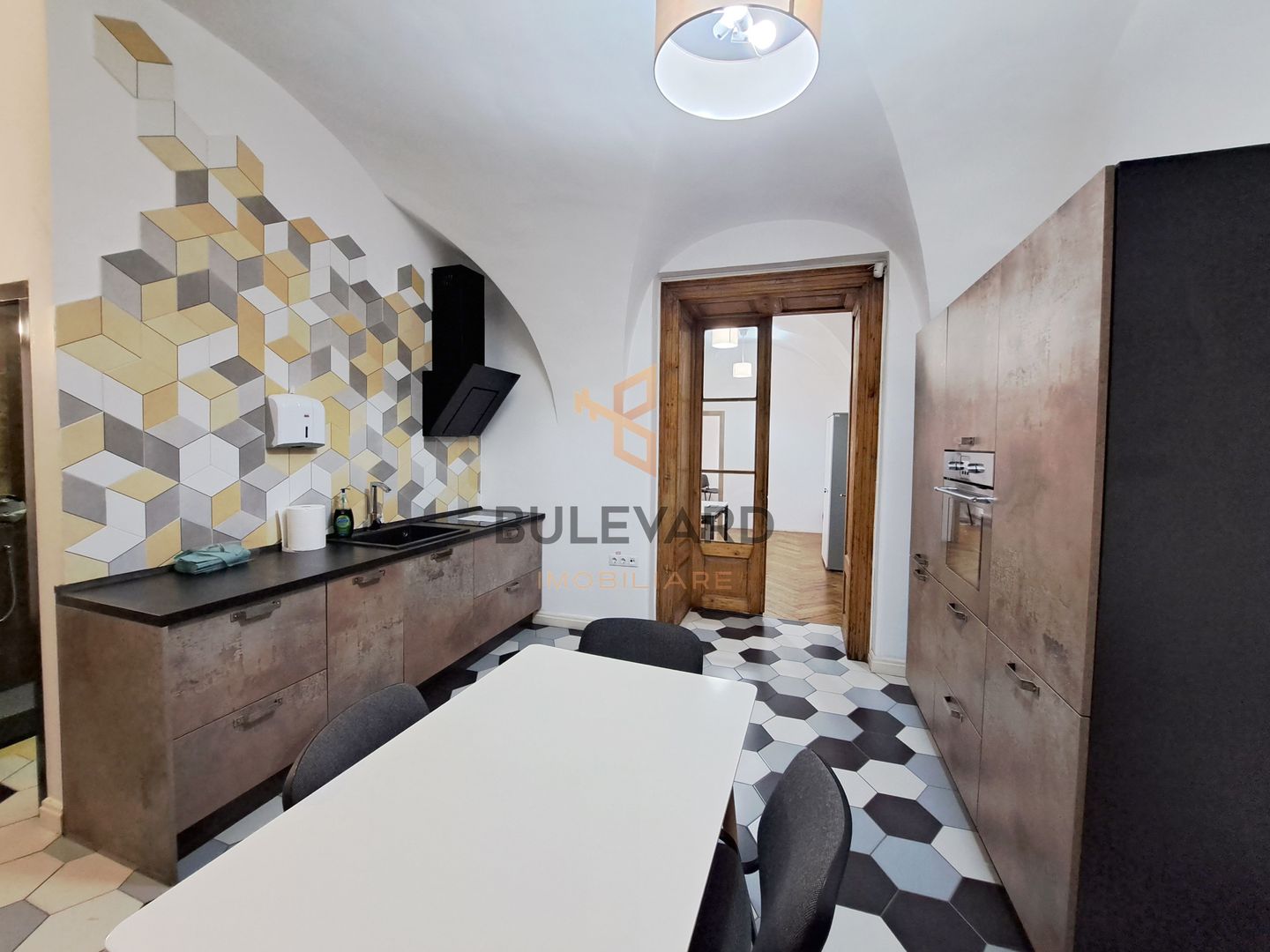 Spatiu de birou ultracentral, 107 mp utili - Poză 8