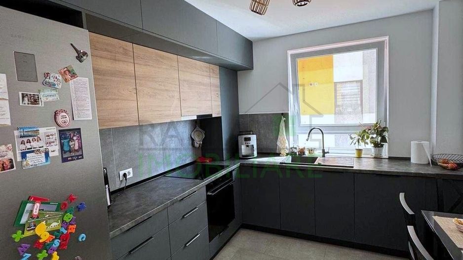 Apartament  2 Camere Grandis Residence Balcon 10 mp Parcare și Boxă - Poză 1