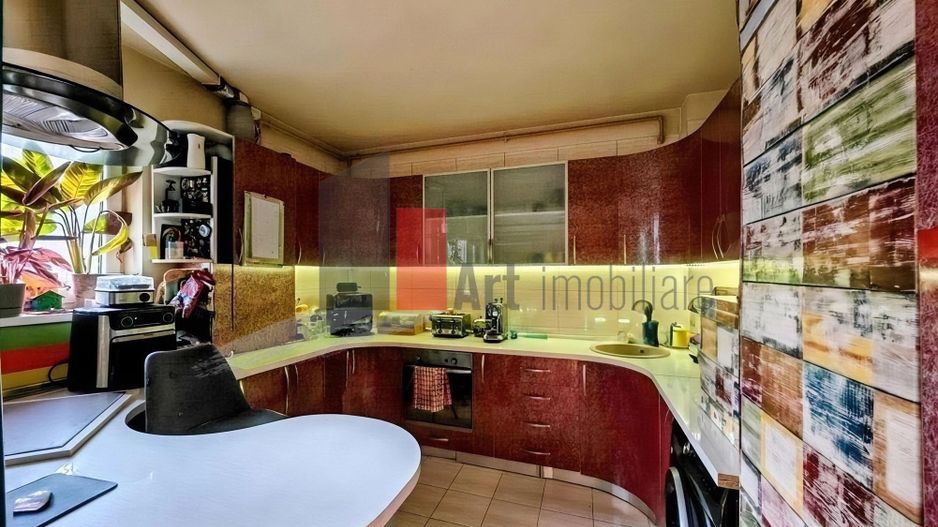 Vanzare partament 3 camere +Loc  parcare,boxa-Militari - Poză 5