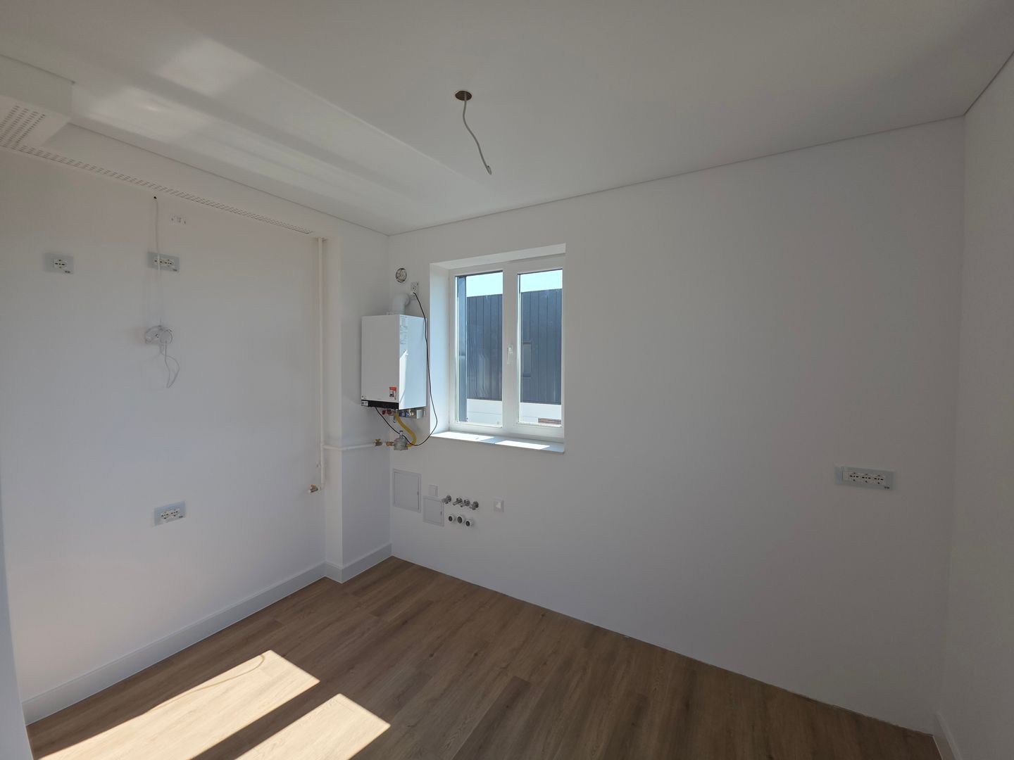 Apartament cu 2 camere în București, Pipera, România - Poză 4