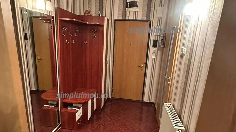 Decomandat 4 Camere Sector 3 Etaj Intermediar - Poză 10