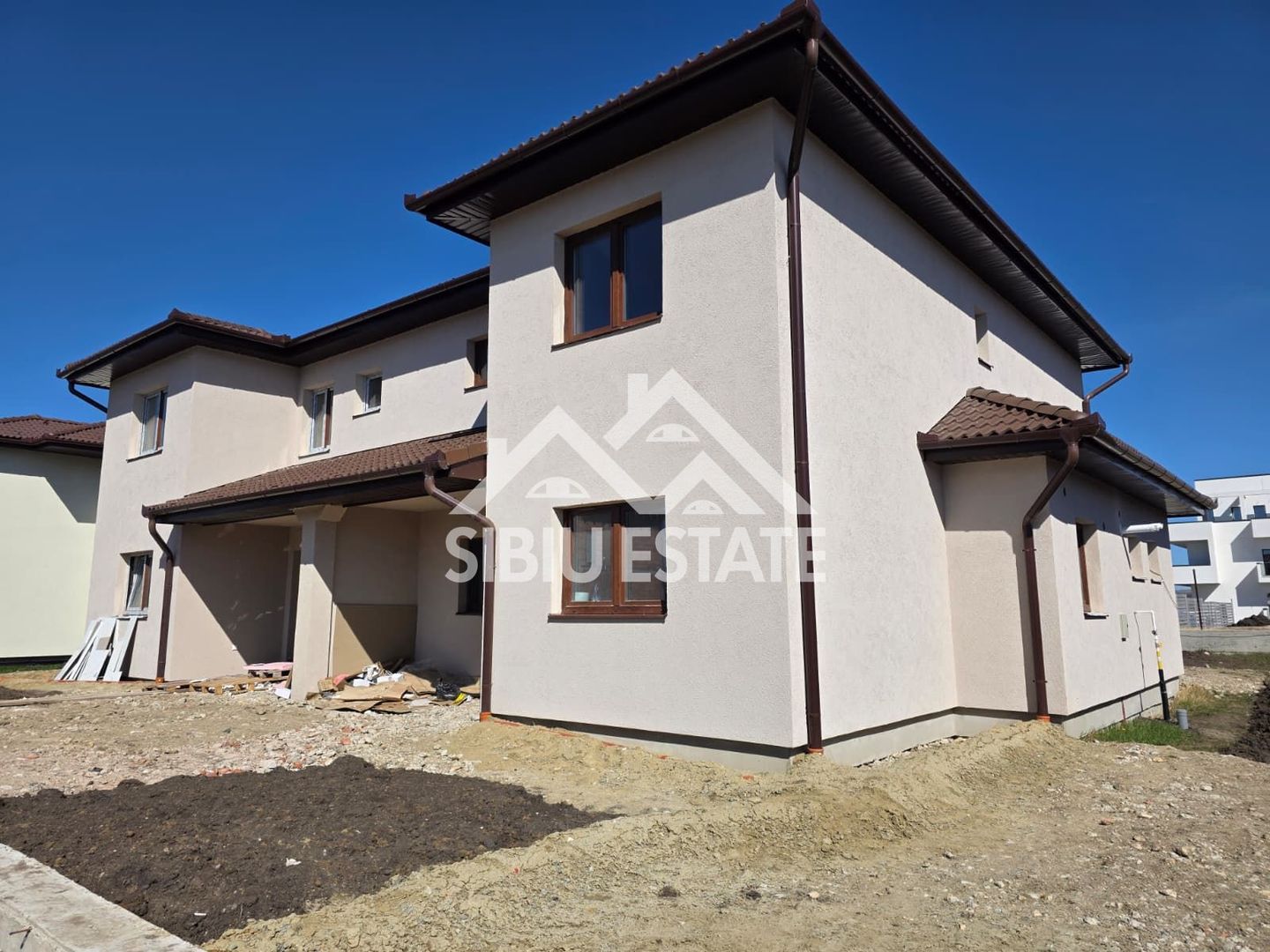 Duplex 5 camere ,super pret, Sura Mica ,Sibiu - Poză 1