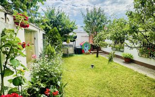 Casa moderna Vladesti | Zona Exclusivista | Curte interioara | - Poză 7
