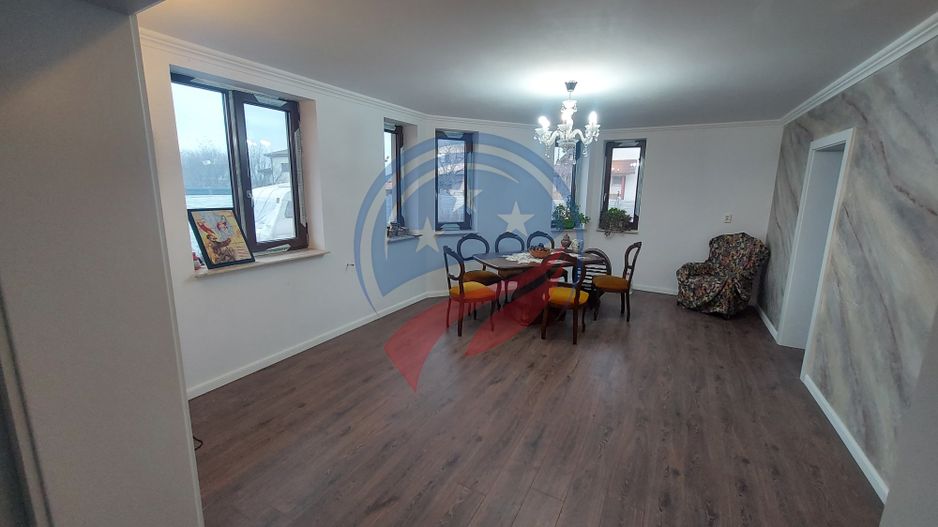 Casă de vacanta în Șimnicu de Jos - Poză 1