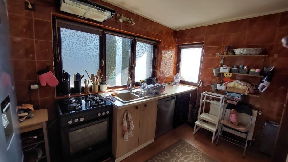 Casa visurilor tale în Florești, in aproprierea strazii Avram Iancu. - Poză 3