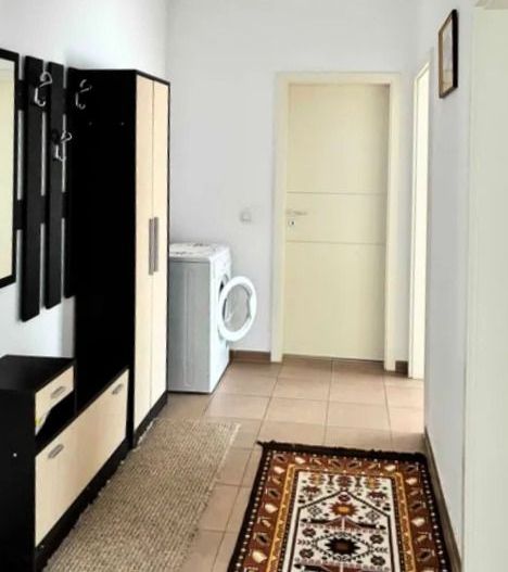2 camere luminos cu parcare și boxă deal pentru locuire sau investiție - Poză 7