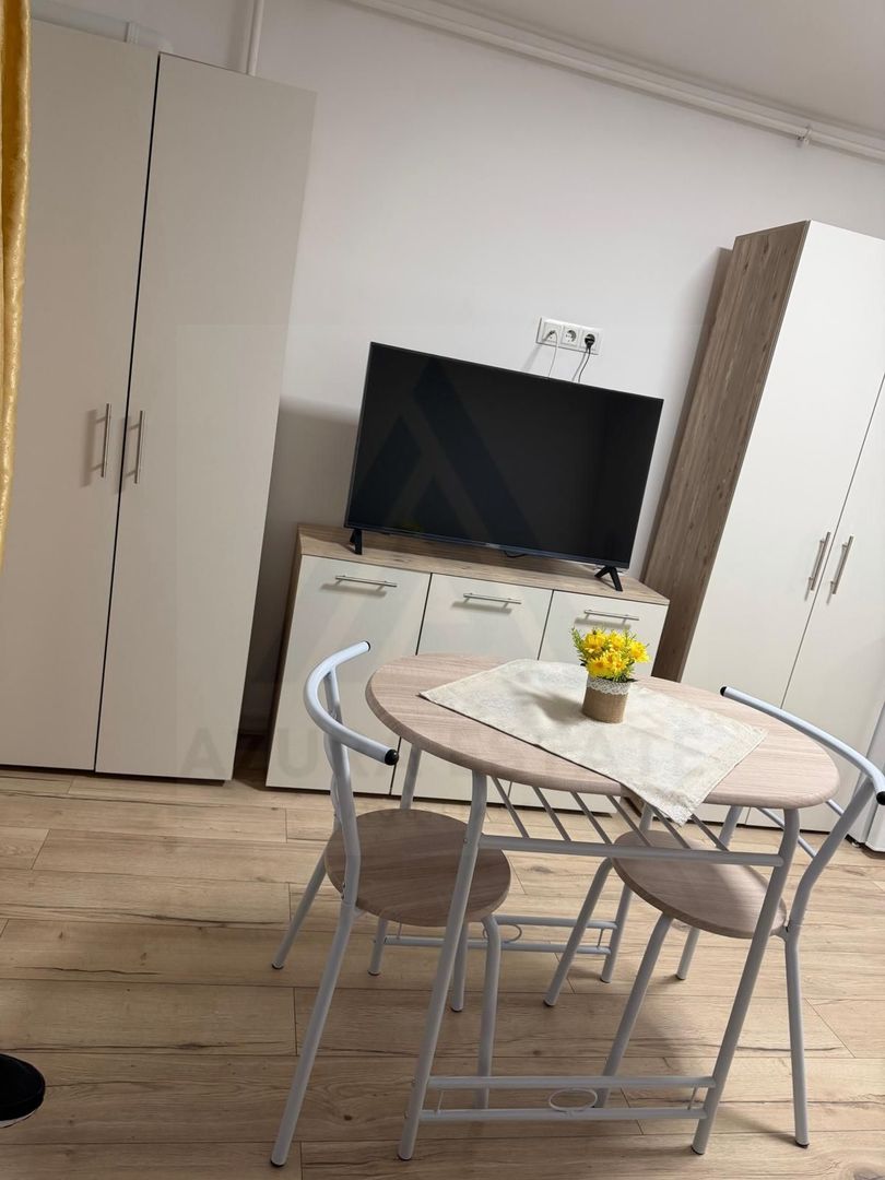 Studio complet mobilat etaj 1 zona Lazaret - Poză 5