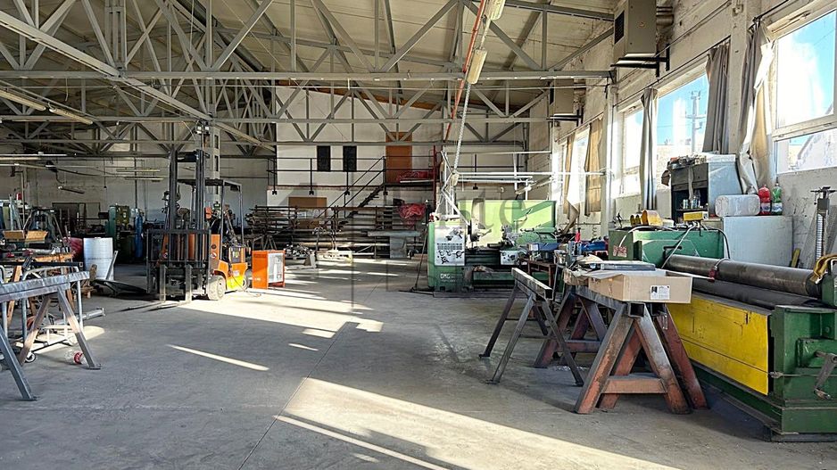 Hala industriala 673 mp de inchiriat in Bihor. - Poză 2