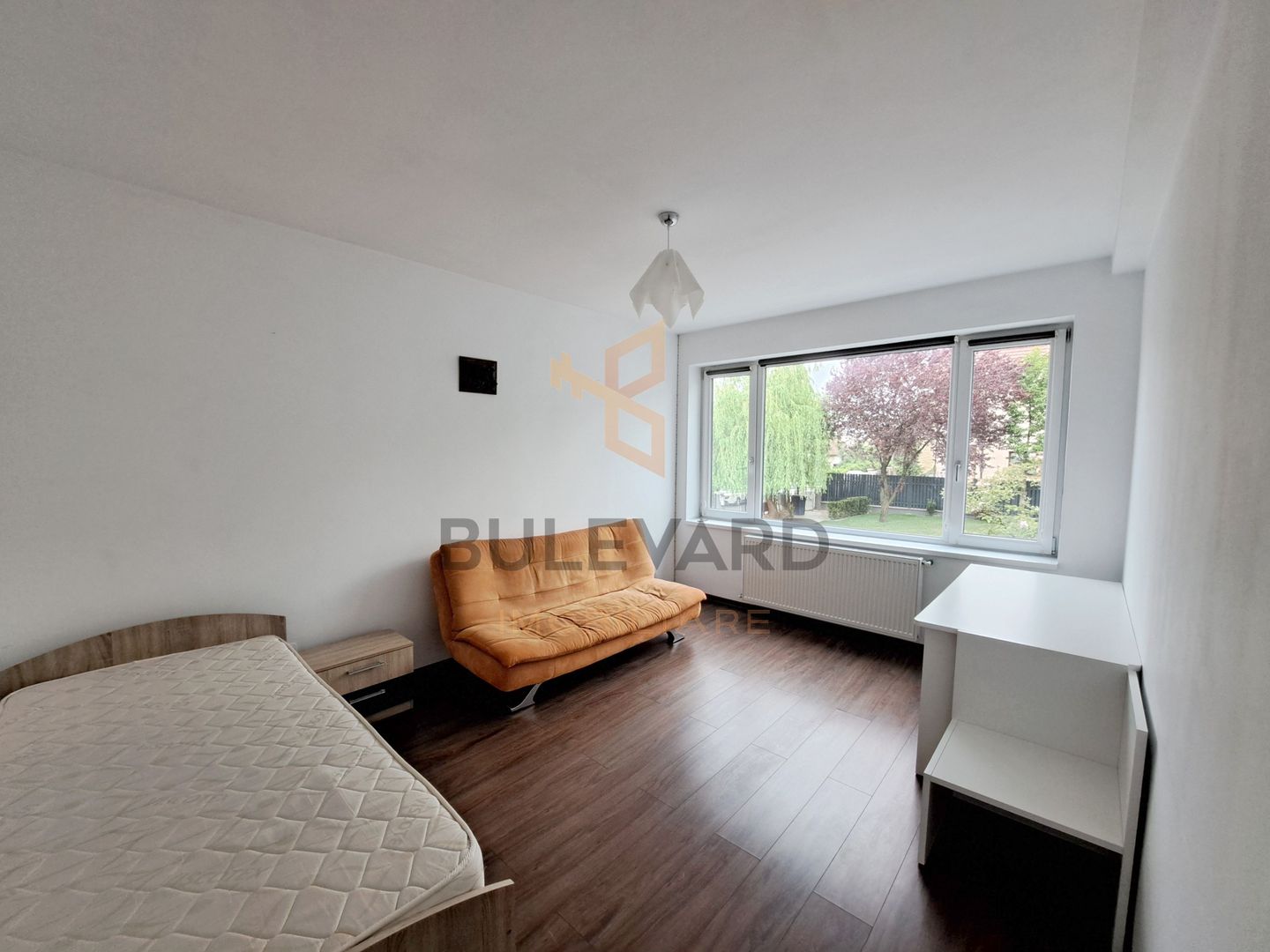 Casa tip dulplex 120 mp + 80 mp terase + garaj, zona Liceu Waldorf - Poză 13