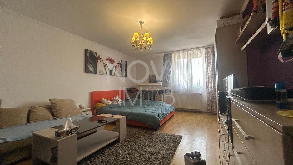Garsoniera 45 mp cu balcon, mobilata, utilata - zona Lazaret - Poză 2
