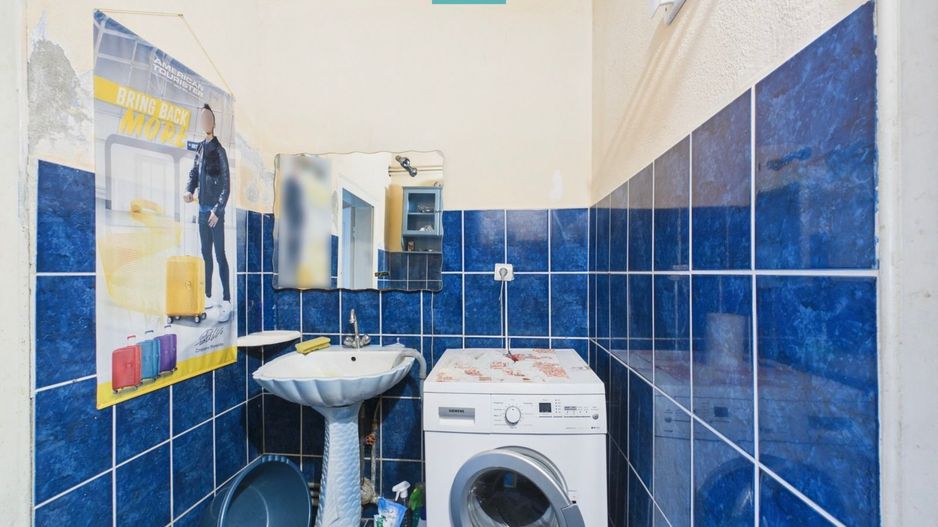 Casă P+M cu grădină generoasă în Ineu - Poză 14