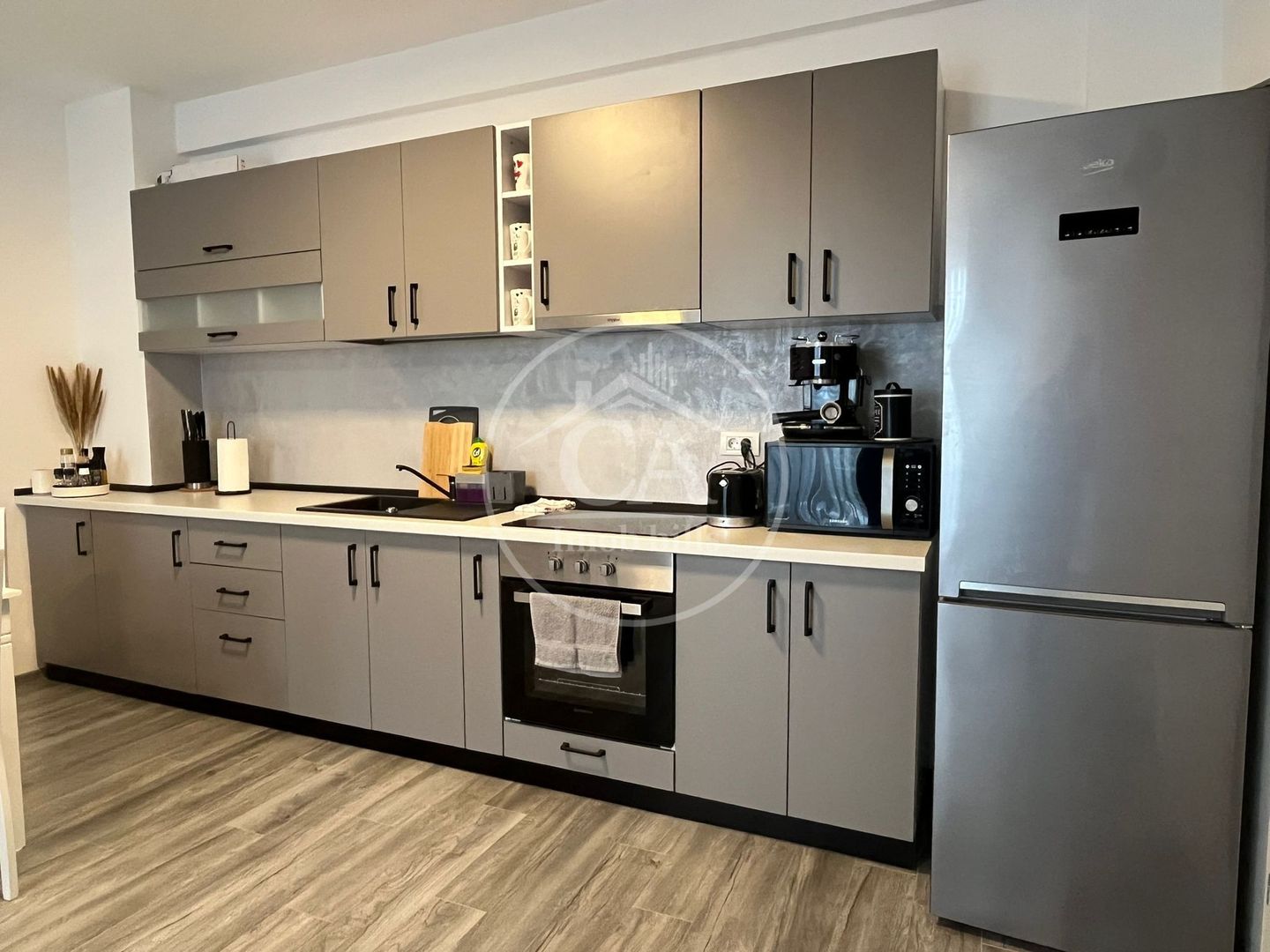 Apartament de vânzare cu 2 camere, situat în Băile Felix, Bihor. - Poză 1