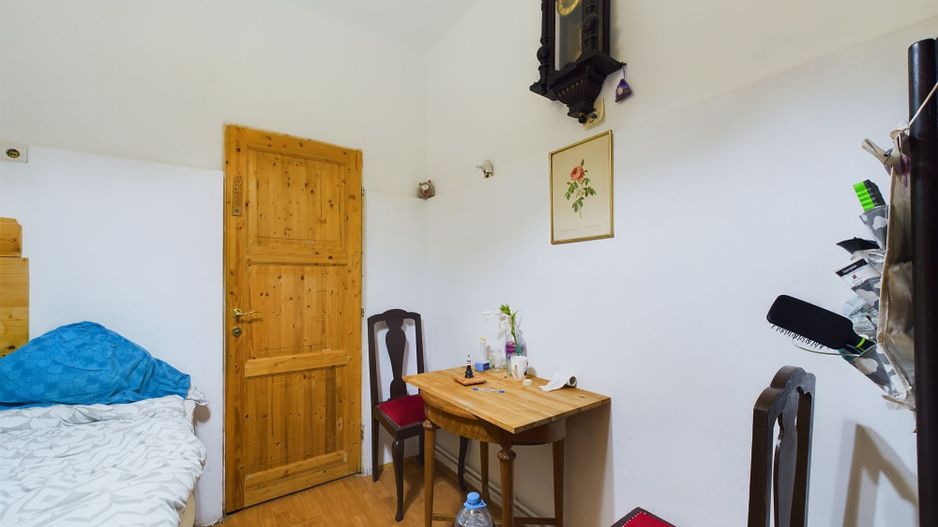 Apartament cu 2 camere în imobil central - Poză 7