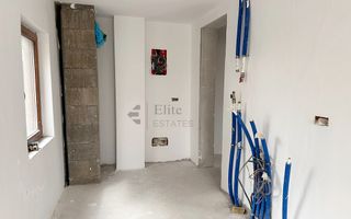 Casa spatioasa 6 camere cu 652 mp teren in Nojorid - Poză 17