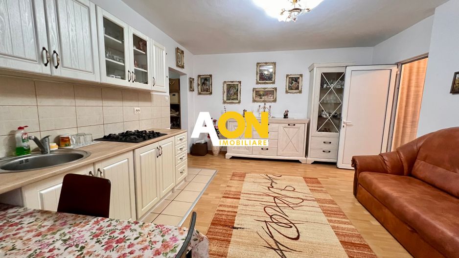 Apartament 3 Camere | 52 mp | Balcon | Zona Cetate - Poză 1