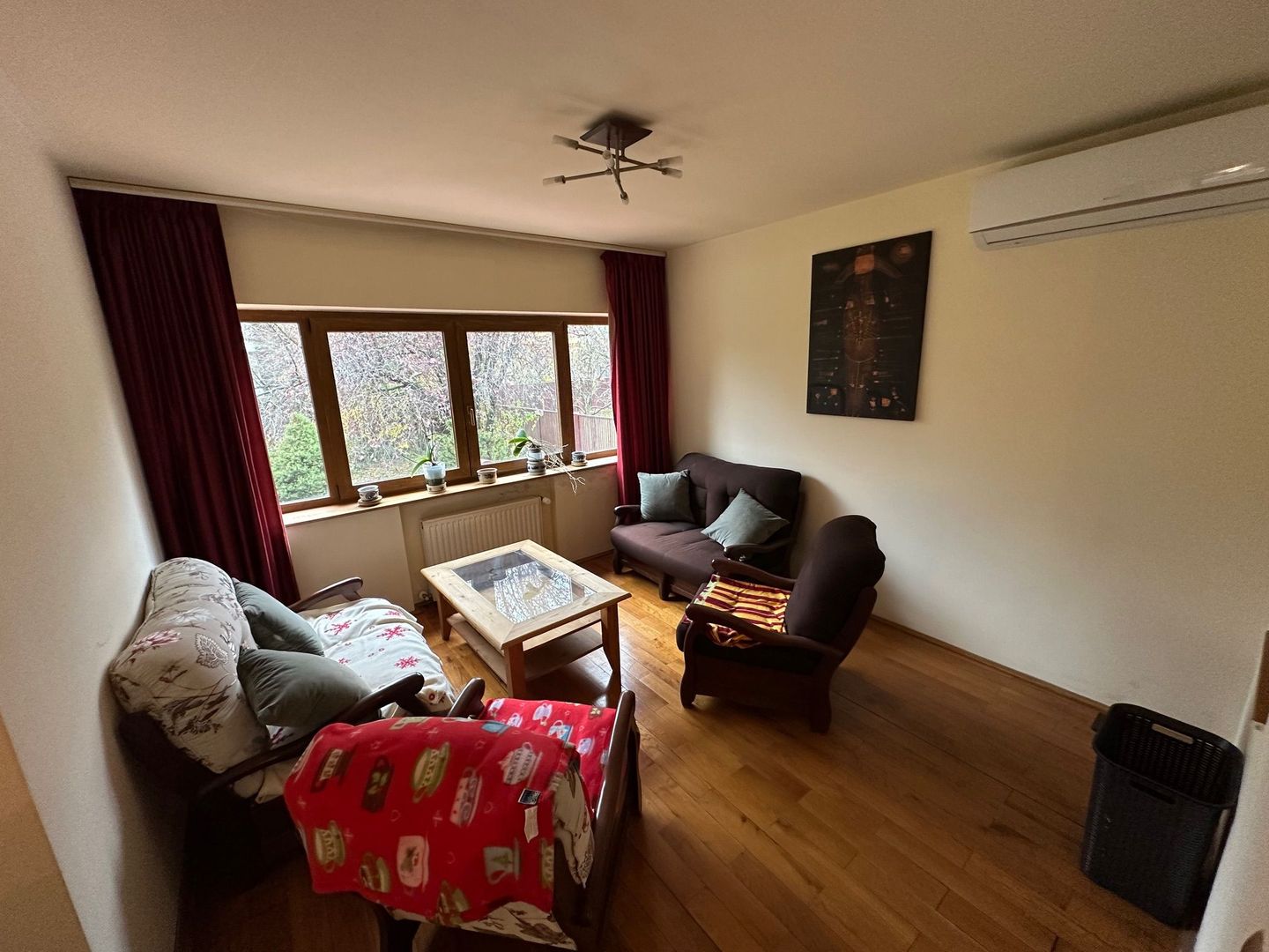 Casă / Vilă cu 6 camere în zona  Calea Aradului - Poză 3