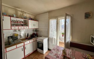 Apartament 3 camere etaj 1 - Poză 10