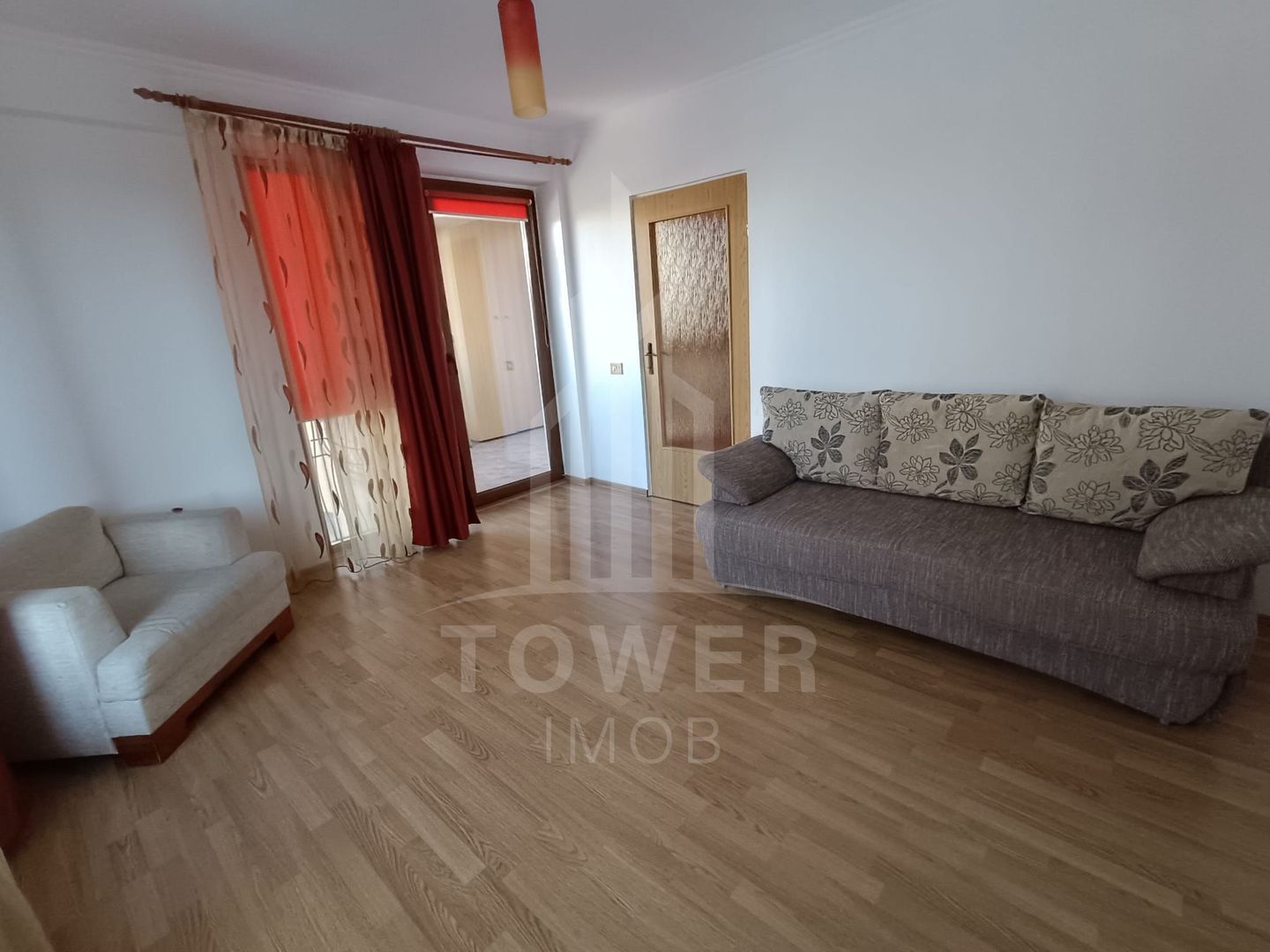Apartament spatios cu doua camere - Poză 7