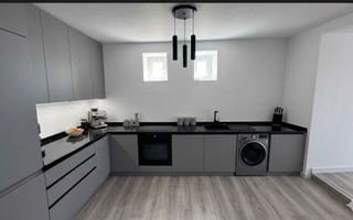 Casă renovată cu teren generos, la intrare în Ciurila. - Poză 2